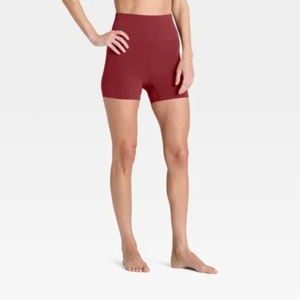 Women's Everyday Soft Ultra High-Rise Bike Shorts 4" - All In Motion Maroon L